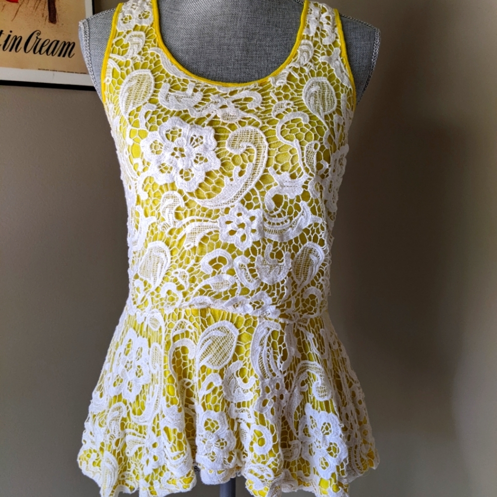 Meadow Rue tunic top yellow/white Small